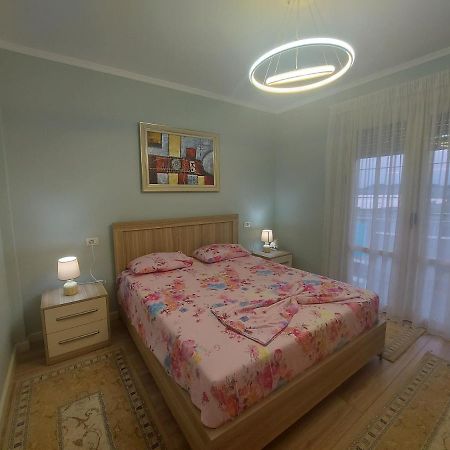 Bral Apartment 6 Дуррес Екстер'єр фото
