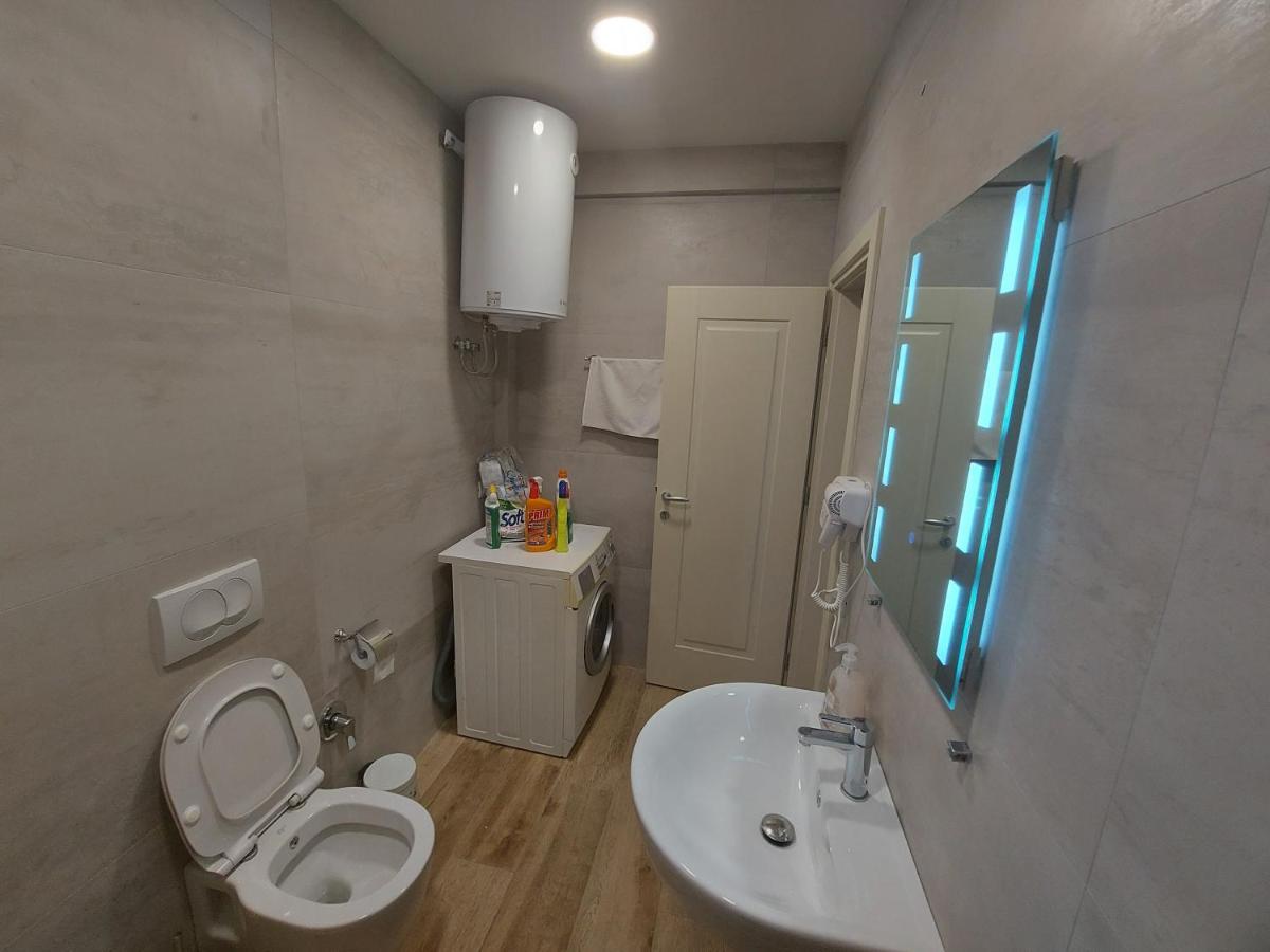 Bral Apartment 6 Дуррес Екстер'єр фото